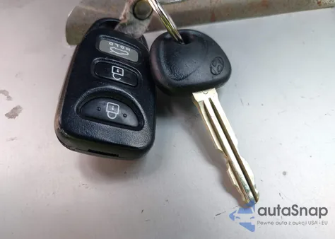 2013 Hyundai Elantra Gls z USA, uszkodzony, nr VIN 5NPDH4AE7DH314023